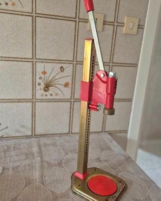 Tappa bottiglie per tappi a corona