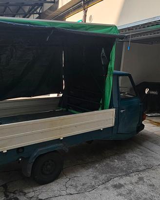 ape car 200cc  con cassone telato