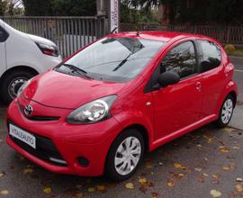 Toyota Aygo 1.0 12V VVT-i 5p Active Connect OK NEO