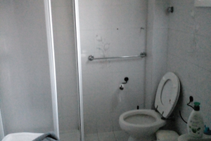 Casa con giardino centrale