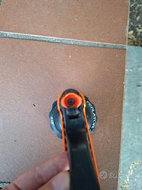 Erogatore per canna e spruzzino per irrigazione