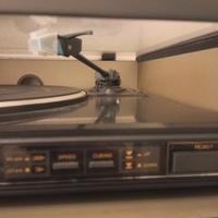 GIRADISCHI PER VINILI 