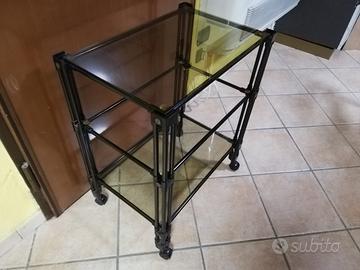 Tavolino con rotelle 