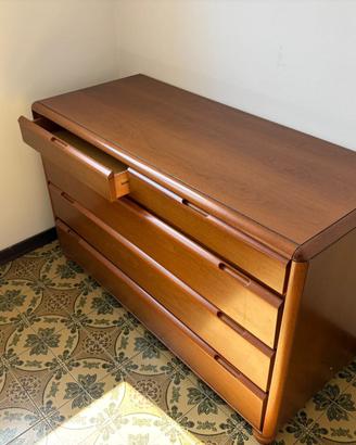 Cassettiera in legno