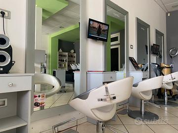 Arredamento Saloni Parrucchiere/Barbiere