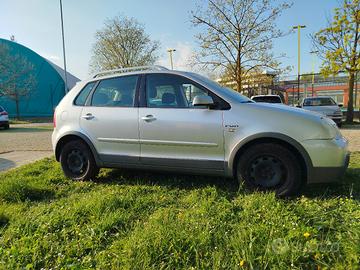 Volkswagen Polo FUN 1.4 16v neopatentati