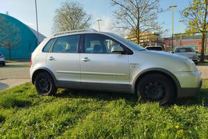 Volkswagen Polo FUN 1.4 16v neopatentati