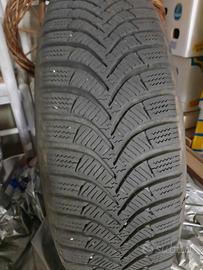 cerchi più gomme invernali