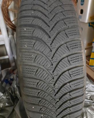 cerchi più gomme invernali