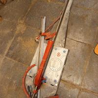 taglia mattonelle marca MONTOLIT