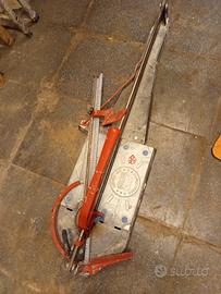 taglia mattonelle marca MONTOLIT