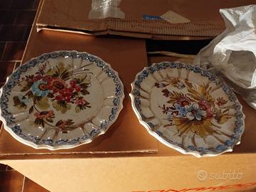 nr. 2 piatti decorativi 