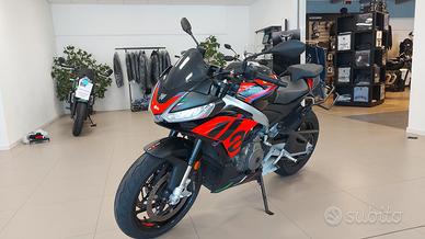Aprilia Tuono 660 APRILIA TUONO 660 FACTORY