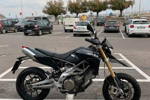 Aprilia Dorsoduro 750