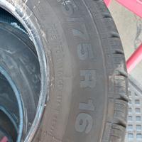 n.4 gomme  furgone/camper continental  225 75 R16