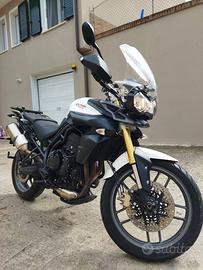 Triumph Tiger 800