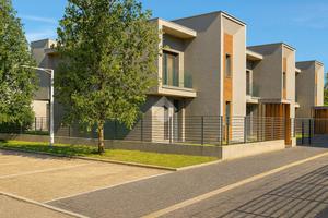 VILLA A SCHIERA D'ANGOLO A CASSANO D'ADDA