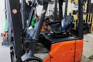 Muletto carrello elevatore elettrico 1400kg Linde
