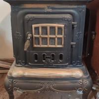 Stufa a legna in ghisa