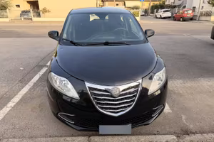 Lancia Ypsilon 1.2 69 CV (2014)