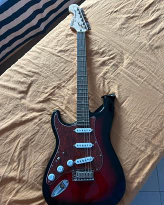 Chitarra elettrica mancina Squier