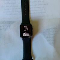 iwatch 3  funzionante ma con  vetro scheggiato dot