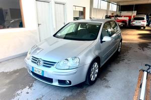 Volkswagen Golf 1.6 16V FSI 5p. Sportline