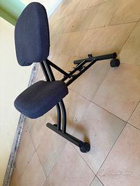 Sedia ergonomica inginocchiata 