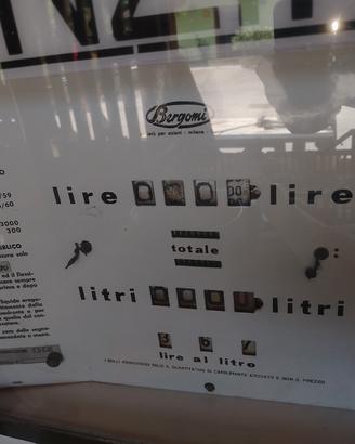 distributore  benzina  anni 60..