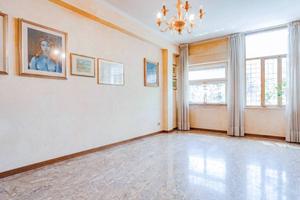 Appartamento di 145 m² con più di 5 locali a Roma