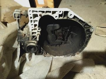 Ricambi per Lancia Thema 2000 benz. 8 valv. 1987