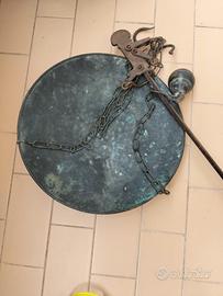 bilancia romana a un piatto 