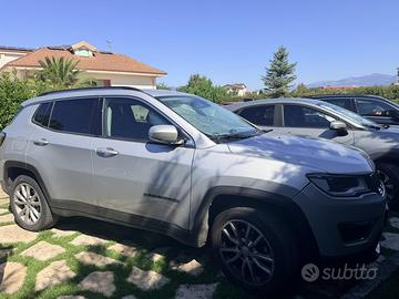 Jeep Compass Limited valuto scambi