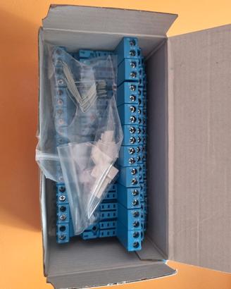 Zoccolo per relè finder tipo 97.02