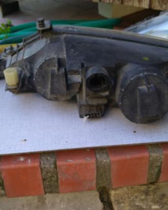 Faro anteriore lancia y HF elefantino rosso