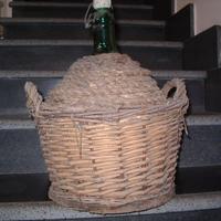 Damigiana Vetro antica impegnata vimini grande per