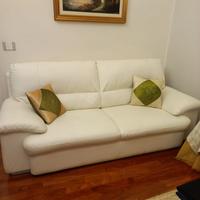 Divano 3 posti in ecopelle bianca - come nuovo!