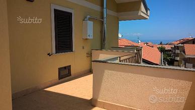 Ultimo Piano Nuovo con Sottotetto e Terrazzo