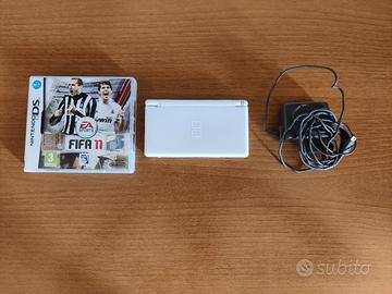 Nintendo DS Lite + FIFA 11 