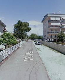 Fiano romano, monolocale con posto auto riservato