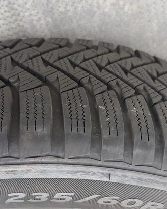 TRENO Gomme da neve invernali 235/60 R18