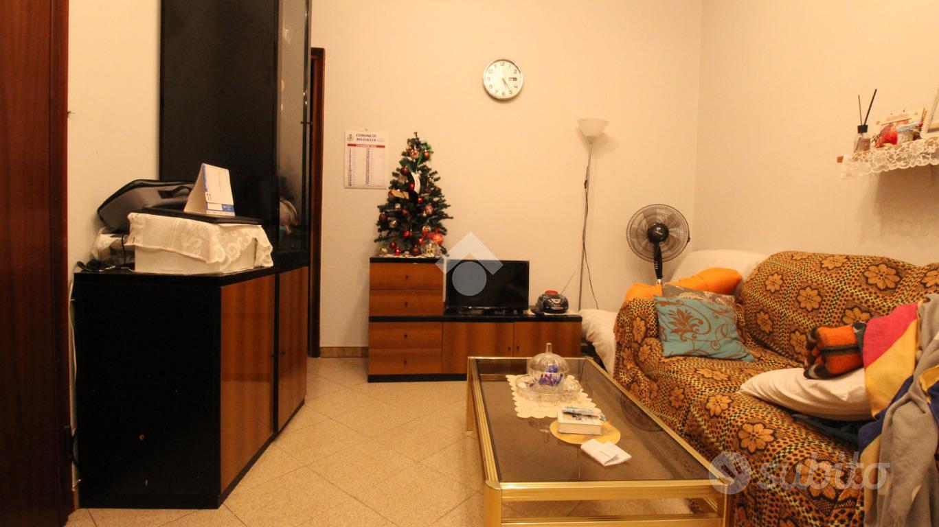 2 LOCALI A MASSAZZA - Vista 4