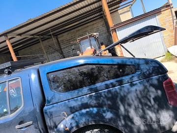 Hard Top nissan navara D40