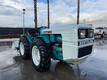 Trattore BERTOLINI 432 vigneto 4x4 completo di fre