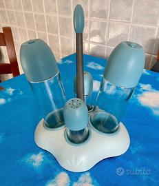 Oliera Guzzini azzurra nuova senza scatola