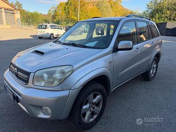 TOYOTA RAV 4 MY23 RAV4 2.0 Tdi D-4D cat 5p Sol S