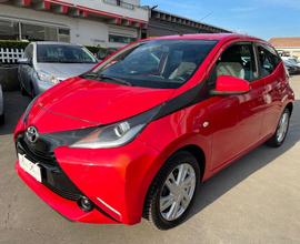 TOYOTA Aygo 1.0 VVT-i 69 CV 5 porte x-cool