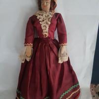 Antica bambola di tessuto