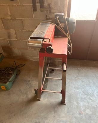 smerigliatrice a nastro trifase