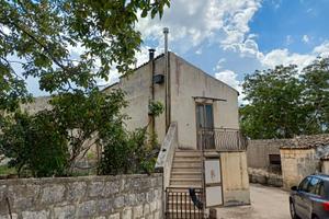 Caseggiato in ambito agreste